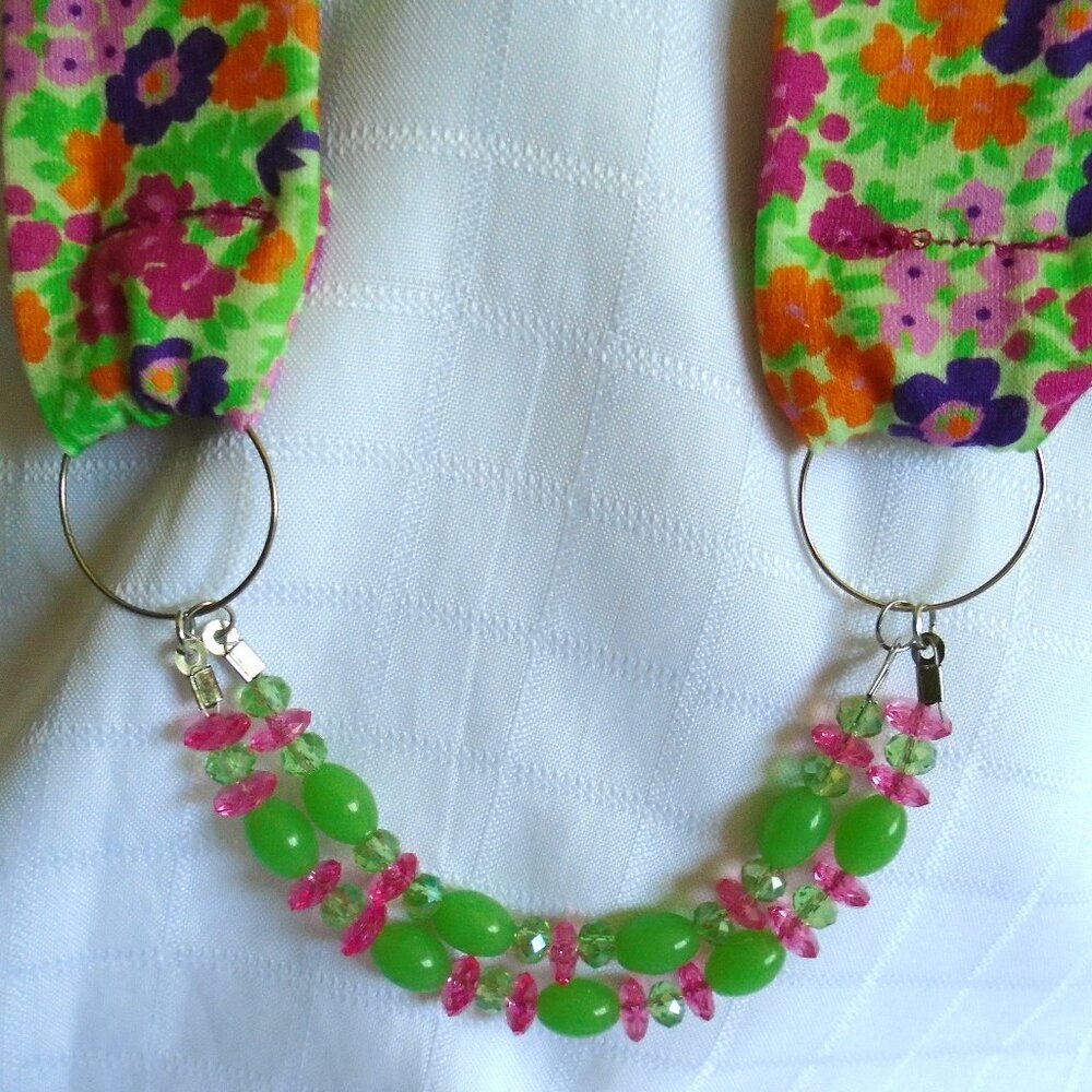 No 1287 Handmade ribbon necklace